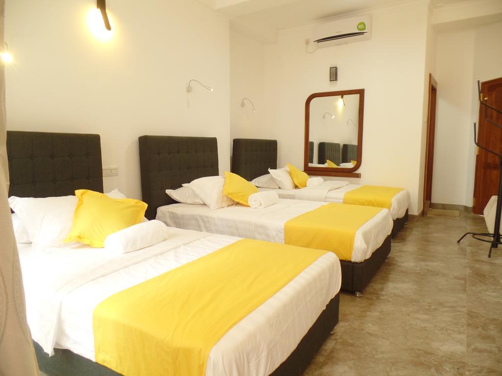 Kandyan Bluestar Villa Exterior foto