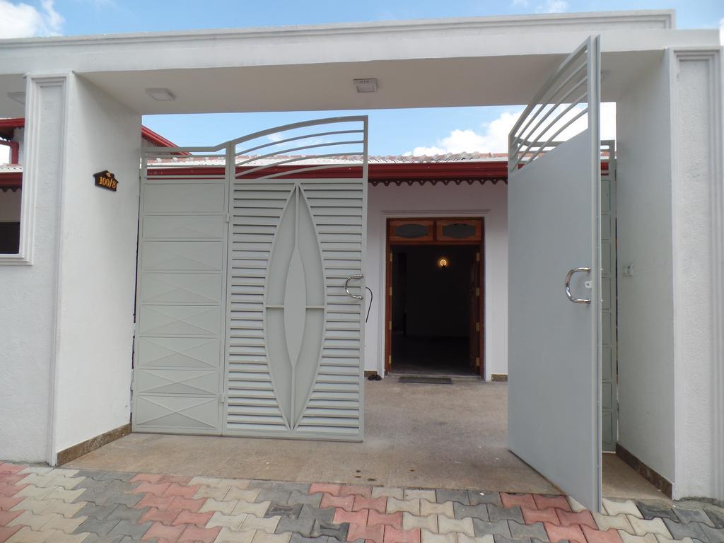 Kandyan Bluestar Villa Exterior foto