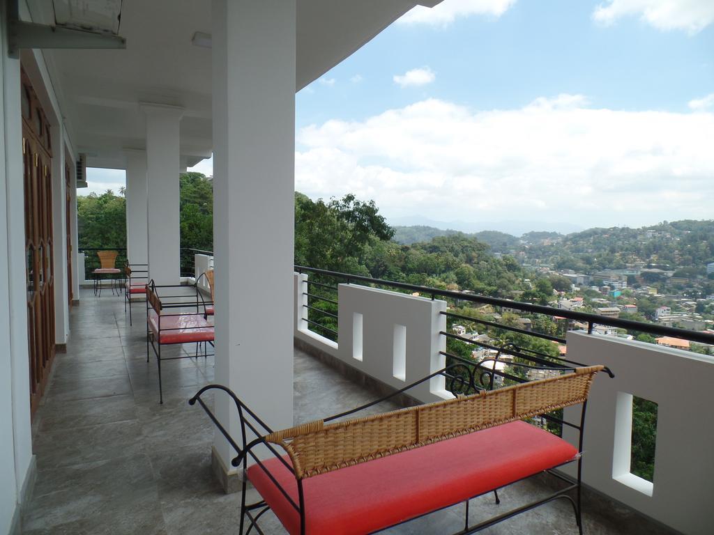 Kandyan Bluestar Villa Exterior foto