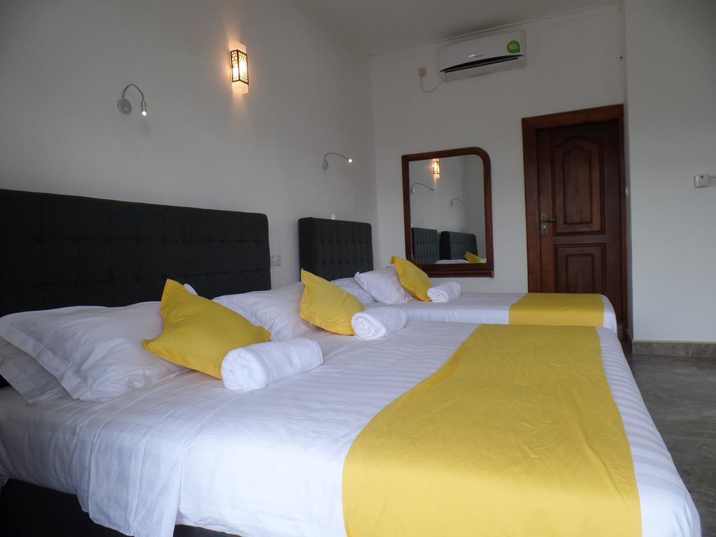 Kandyan Bluestar Villa Habitación foto