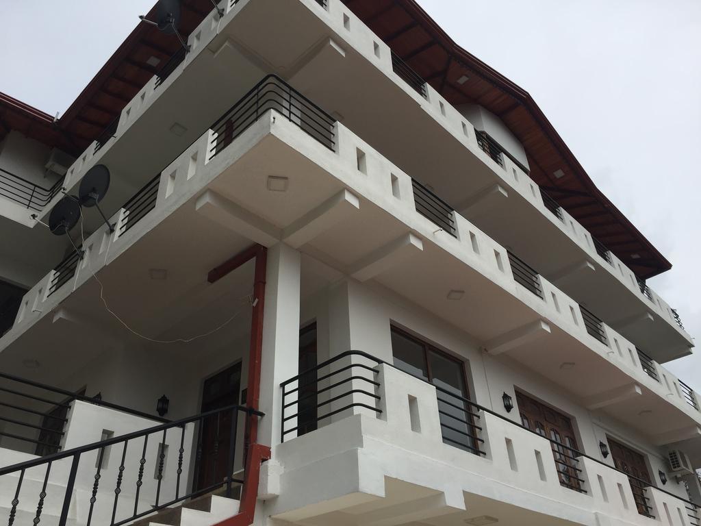 Kandyan Bluestar Villa Exterior foto